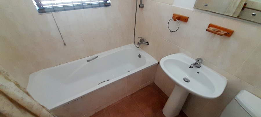 To Let 2 Bedroom Property for Rent in Bardale Village Western Cape